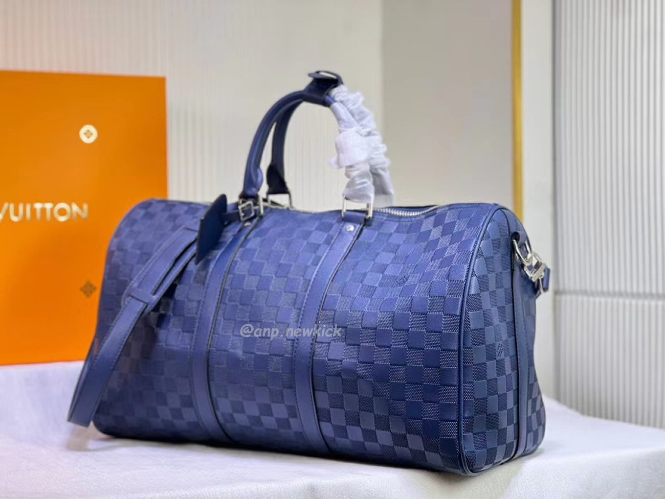 Louis Vuitton Keepall Bandouliere Monogram 50 Navy Duffel Bag (34) - newkick.cc